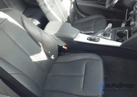 2015 BMW 320I z USA, uszkodzony, nr VIN WBA3B1C58FK140201